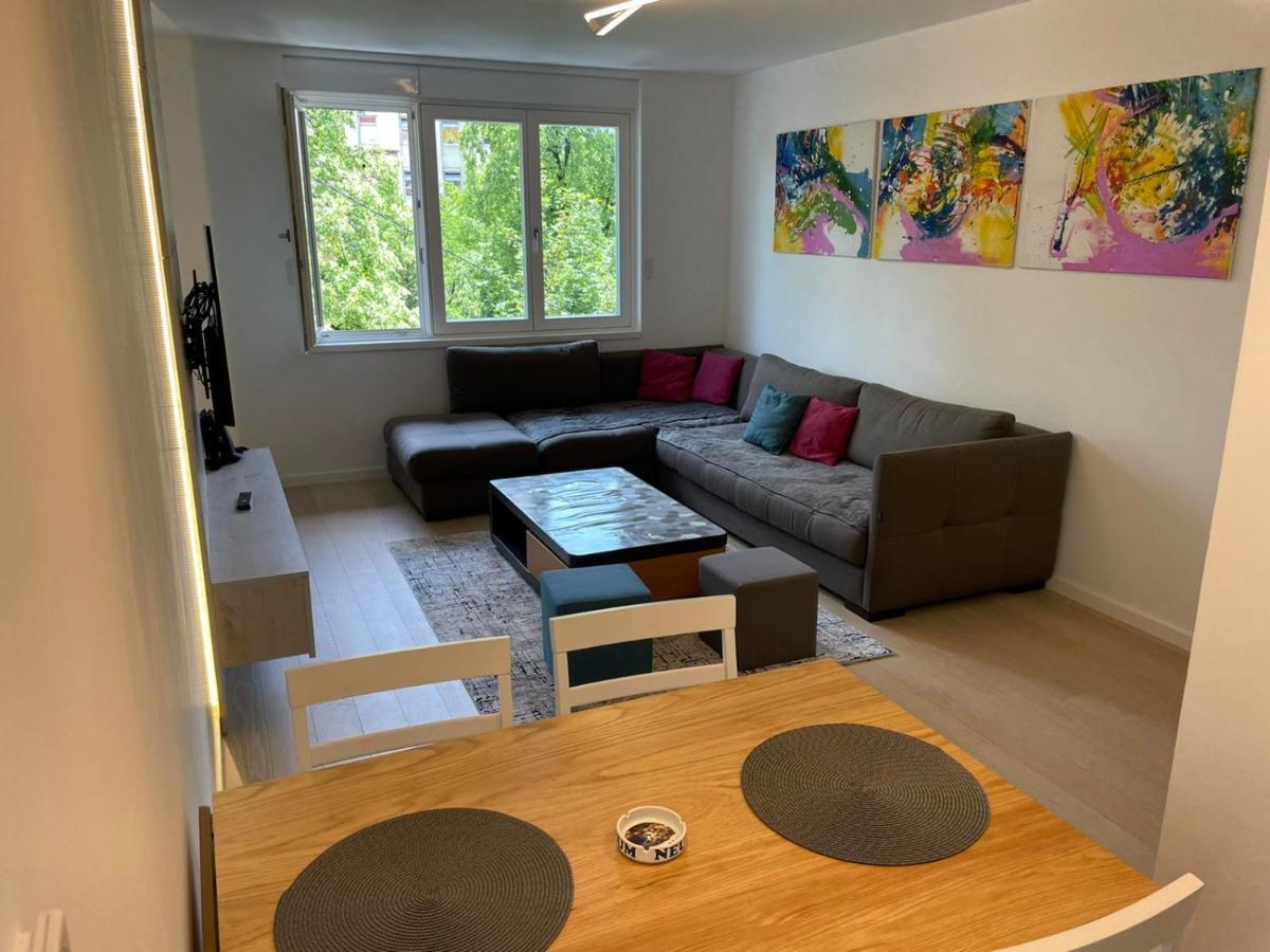 Center A Apartment