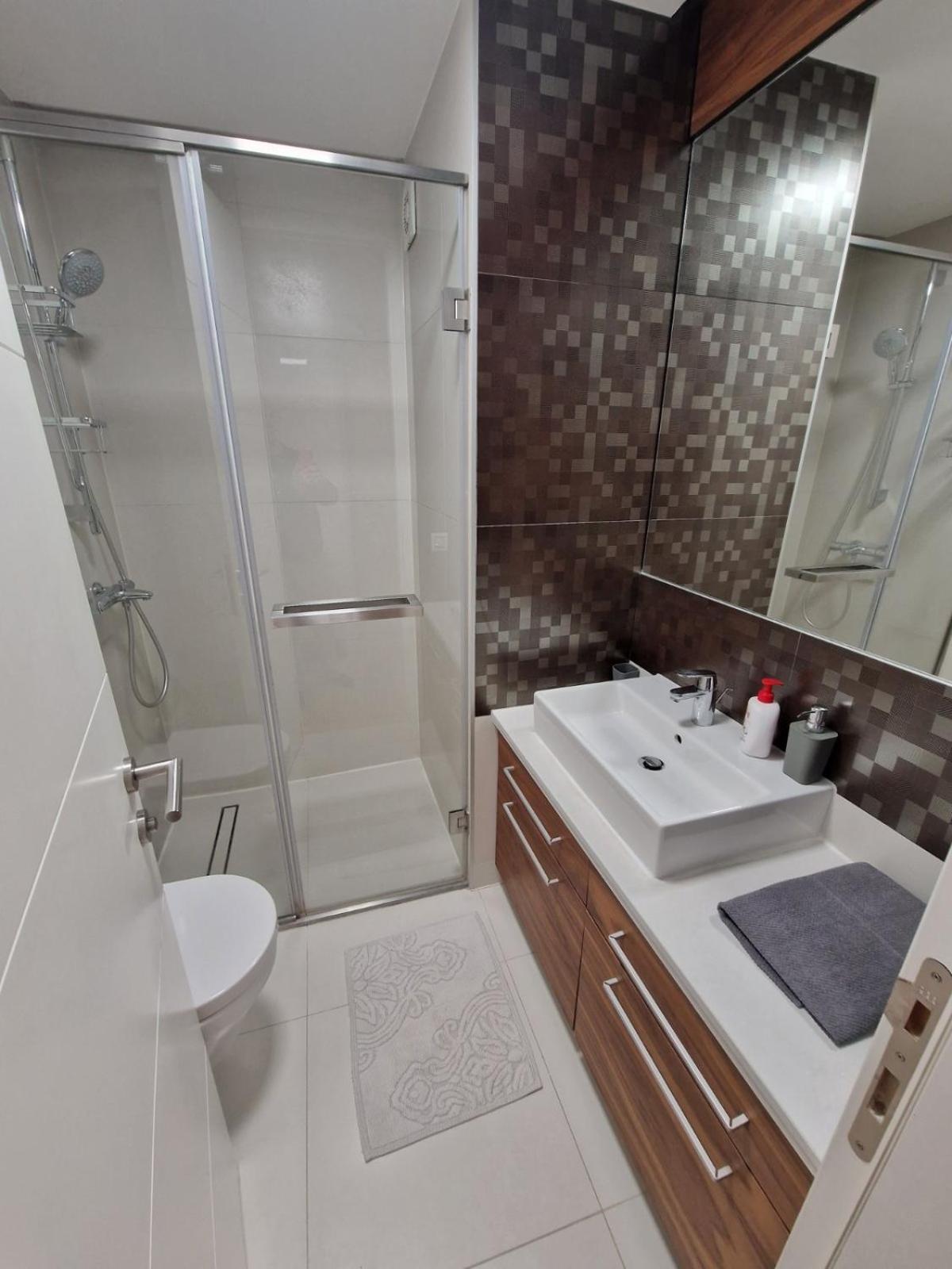 Center A Apartment SJJ