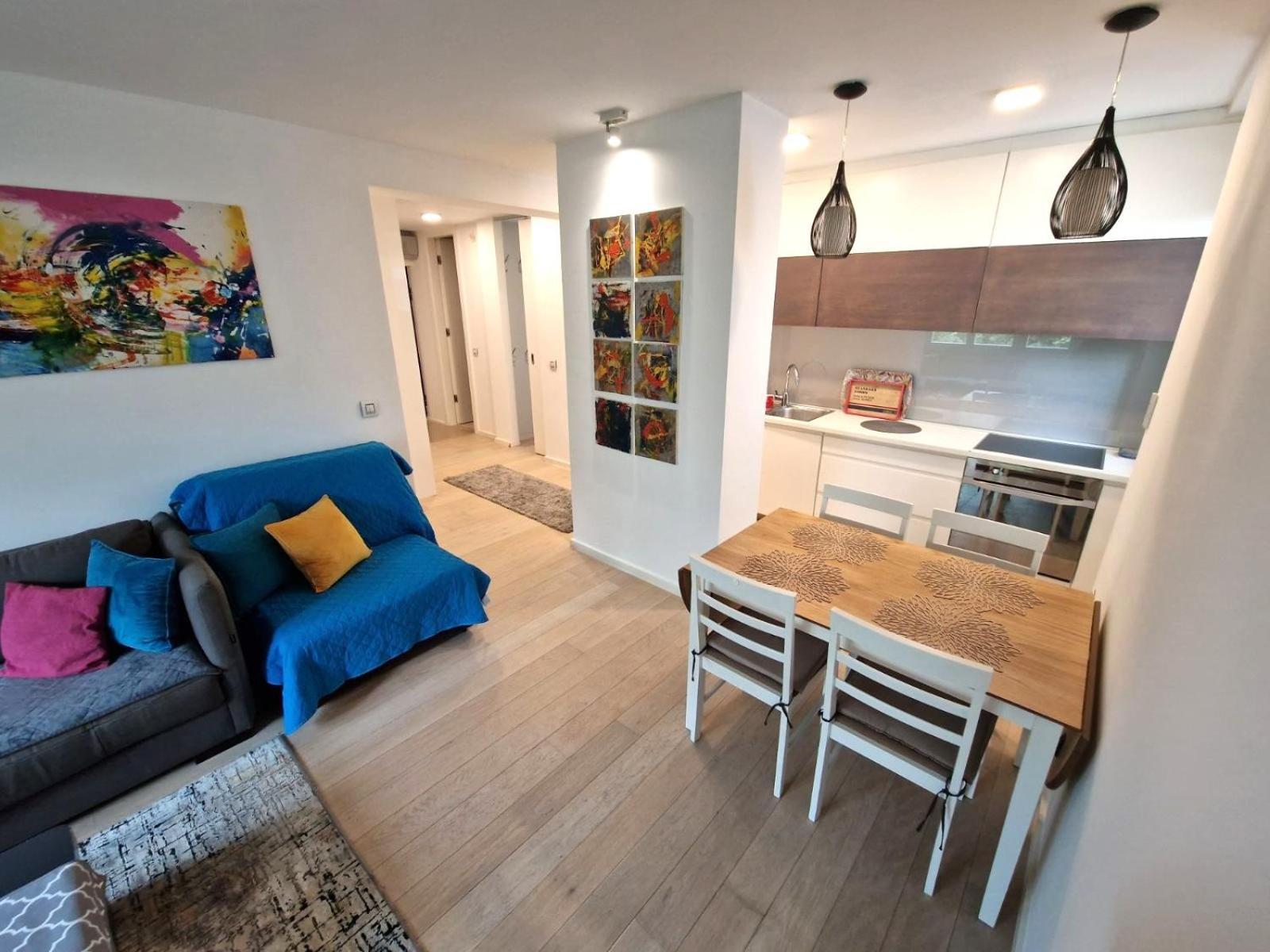 Center A Apartment *